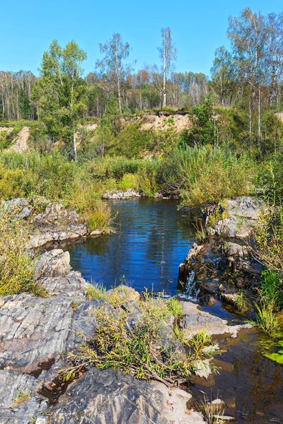 Suenginskiy şelale. Suenga Nehri, Sibirya, Rusya Federasyonu