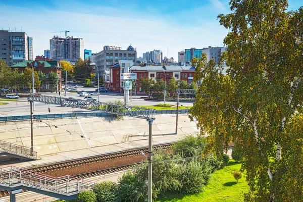 Vasúti térség Novosibirsk állomás "Jobb Ob" és a "Center" — Stock Fotó