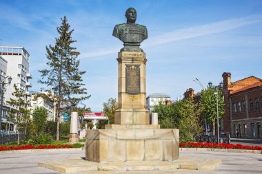 Şehir, Novosibirsk, Sibirya, Rusya Federasyonu - 17 Eylül 2017: anıt memura Havacılık Alexander İvanoviç Pokryshkin