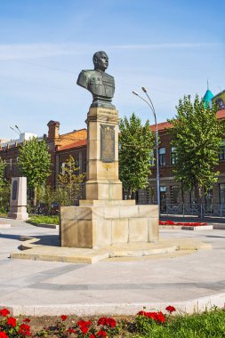 Anıtın memura Havacılık Alexander İvanoviç Pokryshkin