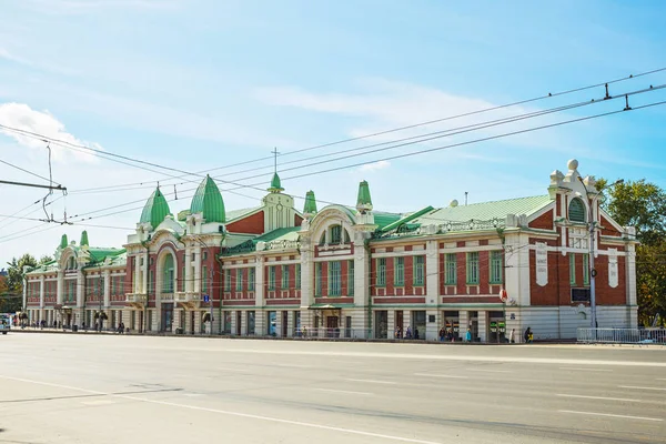 Museu Estadual Novosibirsk de tradição local. Novosibirsk, Sibéria, Rússia — Fotografia de Stock