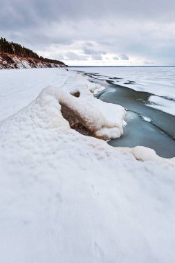 Kar-buz piramit donma Novosibirsk rezervuar Ob, sonra. Nehir Ob, Novosibirsk Oblastı, Sibirya, Rusya Federasyonu