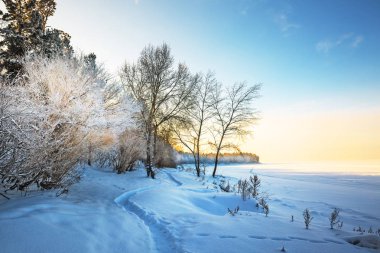 Kış manzara Nehri üzerinde. Nehir Ob ve Ob depo, Novosibirsk, Sibirya, Rusya Federasyonu
