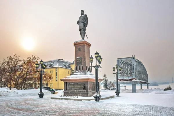 Het monument voor Russische keizer Alexander de derde. Novosibirsk — Stockfoto