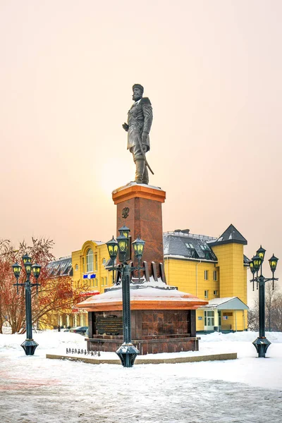 Het monument voor Russische keizer Alexander de derde. Novosibirsk — Stockfoto