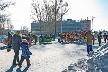 Karnaval bayram binicilik. Berdsk, Sibirya, Rusya Federasyonu