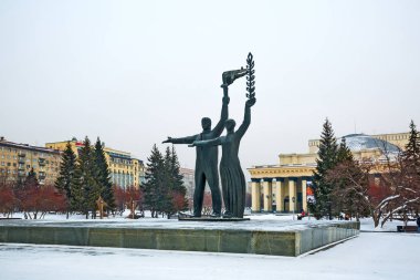 Opera ve bale Tiyatrosu ve heykel kompozisyon. Novosibirsk