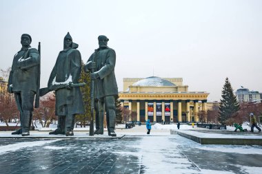 Opera ve bale Tiyatrosu ve heykel kompozisyon. Novosibirsk
