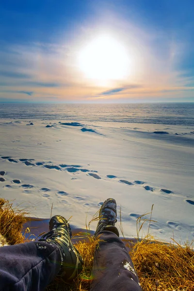 Vue Sur Mer Hiver Assis Sur Rive Escarpée Rivière Région — Photo