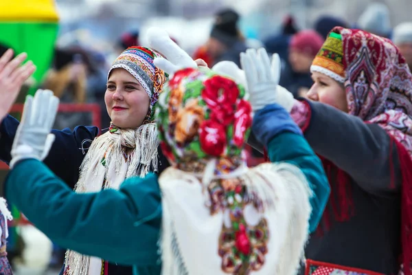 Berdsk Obwód Nowosybirski Syberia Zachodnia Rosja Marca 2020 Dziewczyny Ubrane — Zdjęcie stockowe