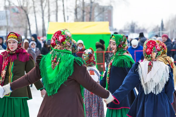 Berdsk Novosibirsk West Siberië Rusland Maart 2020 Meisjes Gekleed Traditionele — Stockfoto