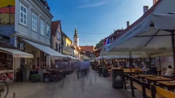 Ulica ivana racica timelapse hyperlapse w stolicy Chorwacji Zagrzeb jest w słoneczny dzień w lecie. Zagreb, Chorwacja — Wideo stockowe