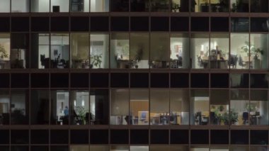 Windows gökdelenler Uluslararası İş Merkezi City gece timelapse, Moskova, Rusya Federasyonu