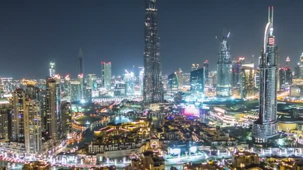 Dubai Centro de la ciudad por la noche timelapse vista desde el principio en Dubai, Emiratos Árabes Unidos — Vídeo de stock