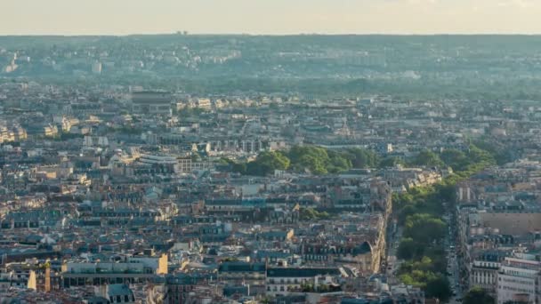 Panorama Paříže, Francie. Pohled shora z baziliky Sacred Heart z Montmartre Sacre-Coeur . — Stock video