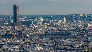 Paris 'in Panorama' sı, Fransa. Montmartre Sacre-Coeur 'un Kutsal Yürek Bazilikası' ndan güzel bir manzara. .