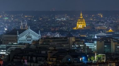 Montmartre 'dan Paris' in güzel gece manzarası. Paris, Fransa