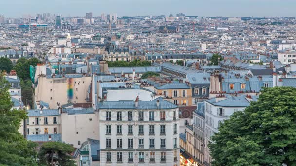 Bela paisagem urbana de Paris dia a noite timelapse vista de Montmartre. Paris, França — Vídeo de Stock
