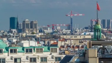 Paris 'teki Lafayette galerisinden güzel binaların zaman çizelgesi manzarası