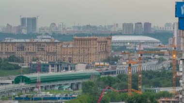 Moskova timelapse, üçüncü taşıma halkası ve Moscows yüzük, trafik, araba ışıklar'ın görünümünü akşam