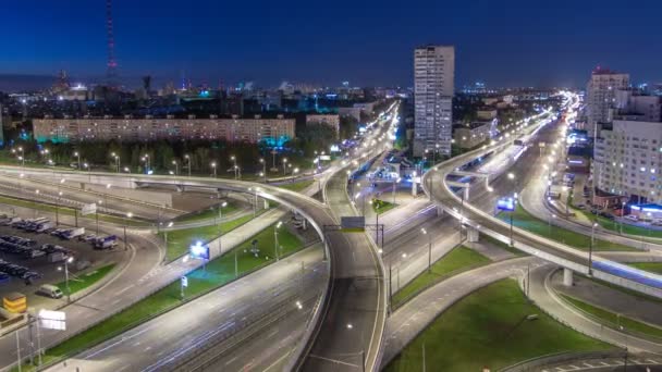 Road interchange of People Militia street, Mnevniki street and avenue Marshal Zhukov timelapse in Moscow at night — Stock Video