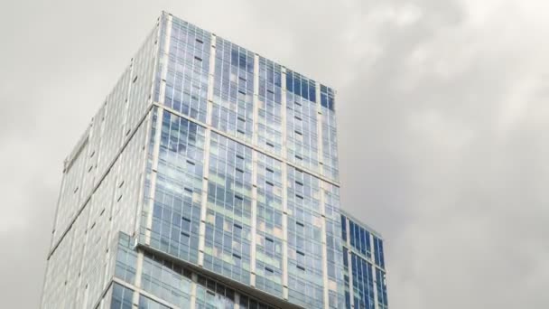 Rascacielos de Moscú-ciudad timelapse con reflejos en la superficie de cristal. Oficinas de Negocios, Edificios Corporativos en Moscú, Rusia — Vídeos de Stock