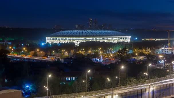 A légi felvétel a Luzsnyiki Stadion és a komplex a tetőtéri timelapse, Moszkva, Oroszország, az éjszakai. — Stock videók