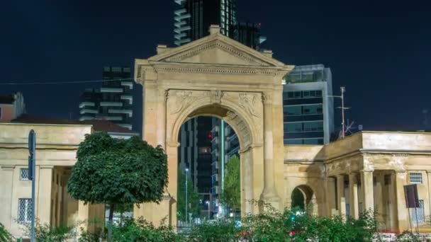 De Porta Nuova stad gates nacht timelapse in Milaan Italië — Stockvideo