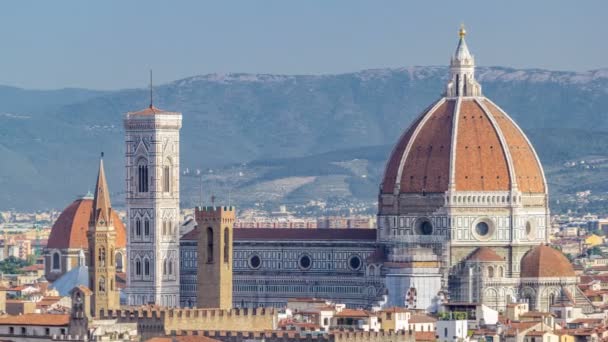 Katedry Santa Maria Del Fiore timelapse i Bargello rano z Piazzale Michelangelo w Florencja, Toskania, Włochy — Wideo stockowe