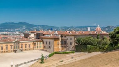 Güzel manzara timelapse yukarıda panorama Boboli Bahçeleri Giardino di Boboli Floransa'dan tarihsel görünüm üzerine gelin. İtalya.