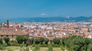 Güzel manzara timelapse yukarıda panorama Boboli Bahçeleri Giardino di Boboli Floransa'dan tarihsel görünüm üzerine gelin. İtalya.