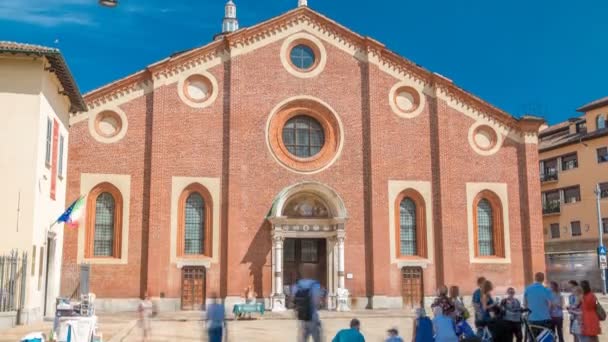 Santa Maria delle Grazie timelapse avec ciel nuageux bleu . — Video