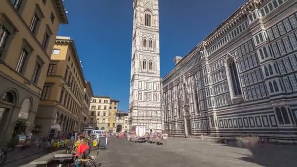 Giottos Campanile tower timelapse hyperlapse - колокольня базилики Santa Maria del Fiore. Флоренция, Италия . — стоковое видео