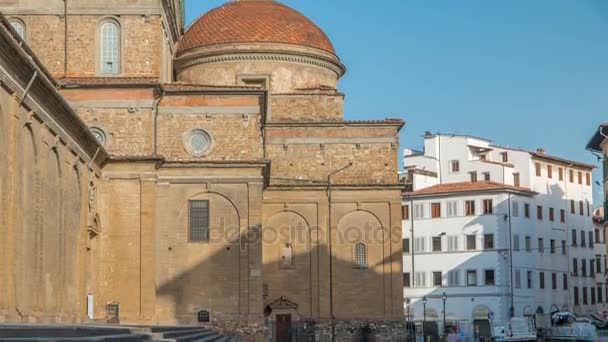 Basílica de San Lorenzo Basílica de San Lorenzo timelapse en la ciudad de Florencia . — Vídeos de Stock