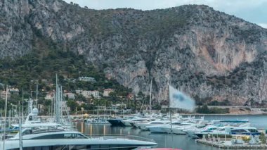Bağlantı noktası ve peyzaj timelapse Beaulieu sur Mer, Fransa.