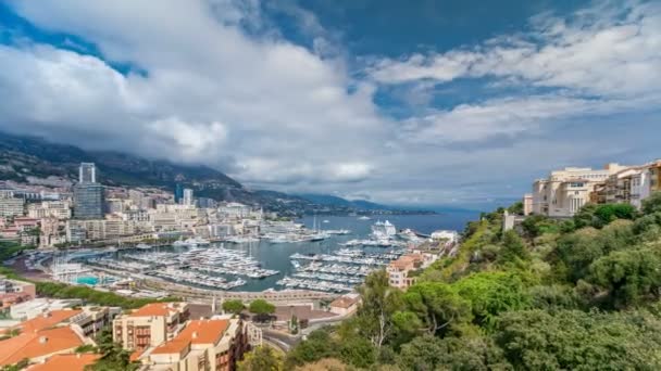 Monte Carlo város légi panoráma timelapse. Luxus jachtok és Monaco harbor, spát apartmanok. — Stock videók