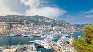 Monte Carlo şehir hava panorama timelapse. Lüks Yatlar ve daireler Monako harbor, Cote dazur görünümünü.