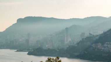 Monte Carlo, Monako Cityscape timelapse yaz gün batımı sırasında.