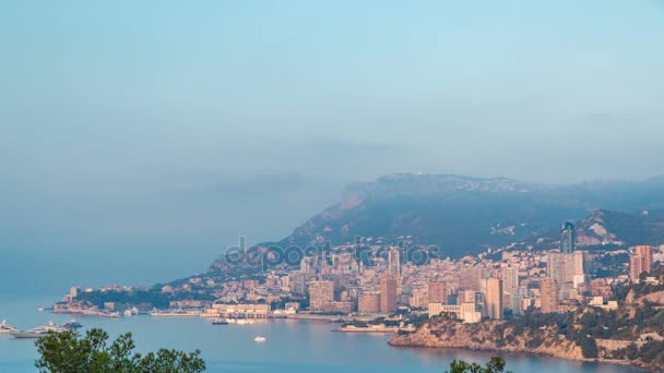 Paisaje urbano de Monte Carlo con timelapse de luz de la mañana, Mónaco al amanecer de verano . — Vídeos de Stock