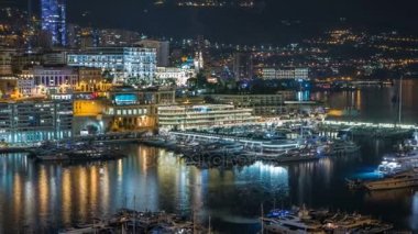 Monte Carlo timelapse Monako Köyü bağlantı noktası Herkül ile gözlem güverteden geceleri Panoraması.