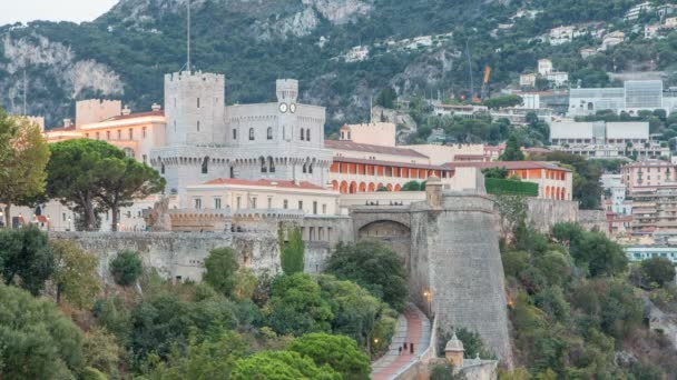 Palais des Princes de Monaco timelapse de jour comme de nuit avec pont d'observation — Video