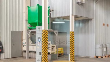 Elektrik değirmen makine ve tohum timelapse üretimi için Asansör. Tahıl ekipman.