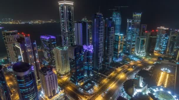 Lo skyline della zona di West Bay dall'alto a Doha timelapse, Qatar. — Video Stock