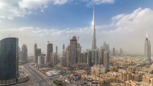 Gyönyörű luxus Dubai belvárosában található felső légifelvételek előtt naplemente timelapse, Dubai, Egyesült Arab Emírségek — Stock videók