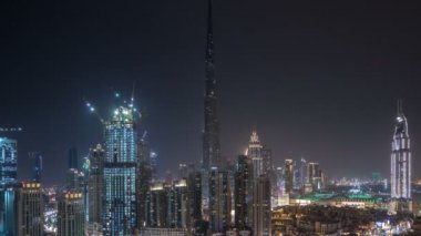 Uluslararası Dubai Kongre ve Sergi Sarayı, Lightup ışık gösterisi hava timelapse ile şehir merkezindeki cityscape Dubai