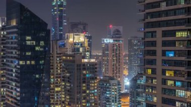 Dubai Yat Limanı ve Jlt gece timelapse, Glittering ışıklar ve en yüksek gökdelenler