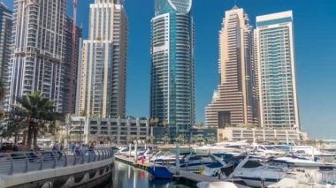 Dubai Yat Limanı bay yatların bir tekne timelapse