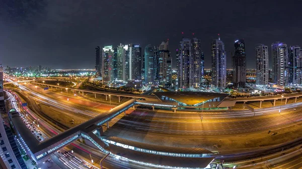 Vista aérea de la carretera Sheikh Zayed cerca de Dubai Marina y JLT timelapse, Dubai . —  Fotos de Stock