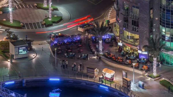 Παραθαλάσσιος περίπατος στο Ντουμπάι Μαρίνα εναέρια νύχτα timelapse. Ντουμπάι, Ηνωμένα Αραβικά Εμιράτα — Φωτογραφία Αρχείου