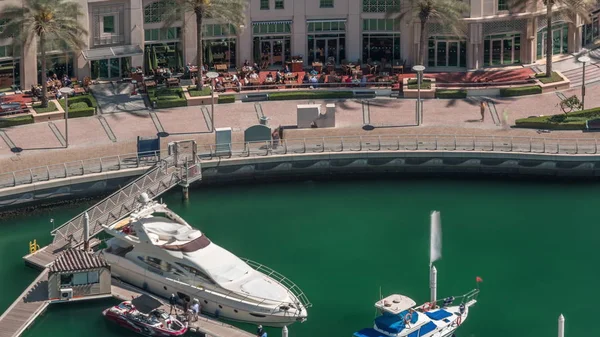 Uferpromenade in Dubai Marina Luftaufnahme. dubai, vereinigte arabische emirate — Stockfoto
